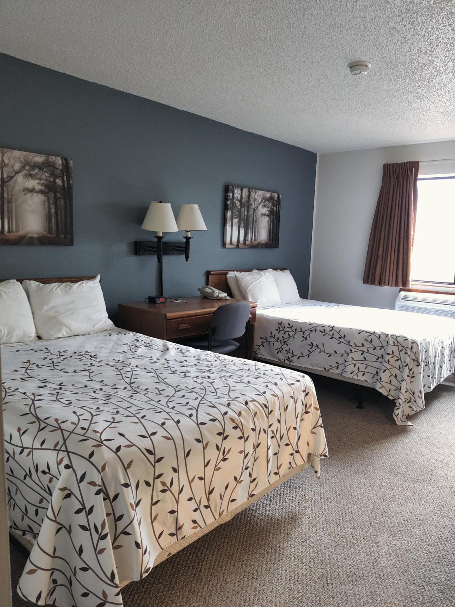 America'S Best Value Inn & Suites International Falls Exteriör bild